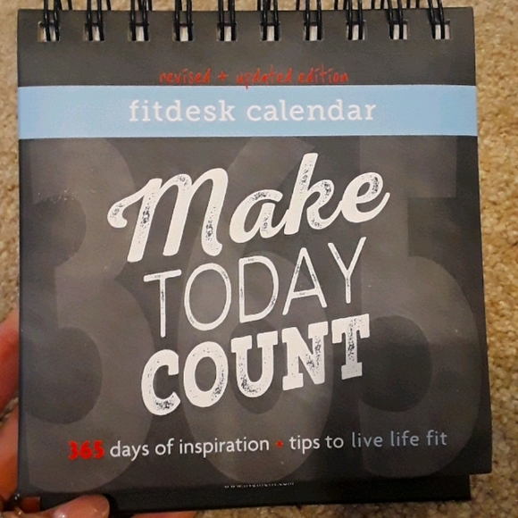 NWOT Fitdesk Calendar - Picture 1 of 4